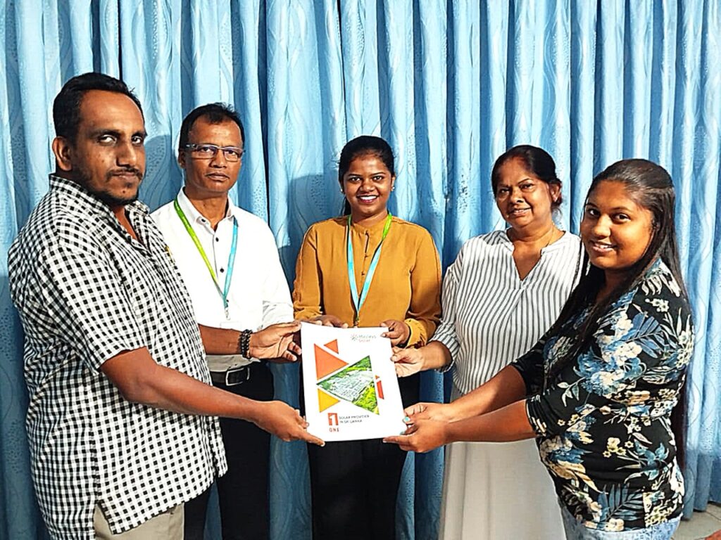 நிலையான நிதி முறையின் கீழ் உள்ள உறுப்பினர்களின் வீட்டு சூரிய சக்தி தேவைக்கான நிதி வசதிகளை வழங்கும் HNB FINANCE PLC