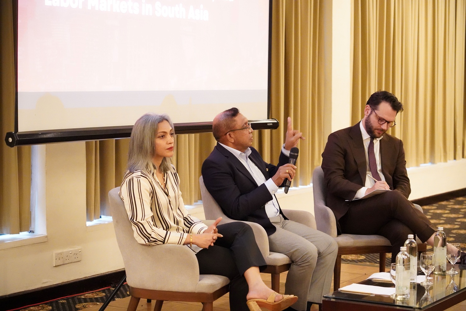 CEPA-Hosted Lecture Highlights AI Threats; Calls for Inclusive Digital and Labour-Market Reforms in Sri Lanka