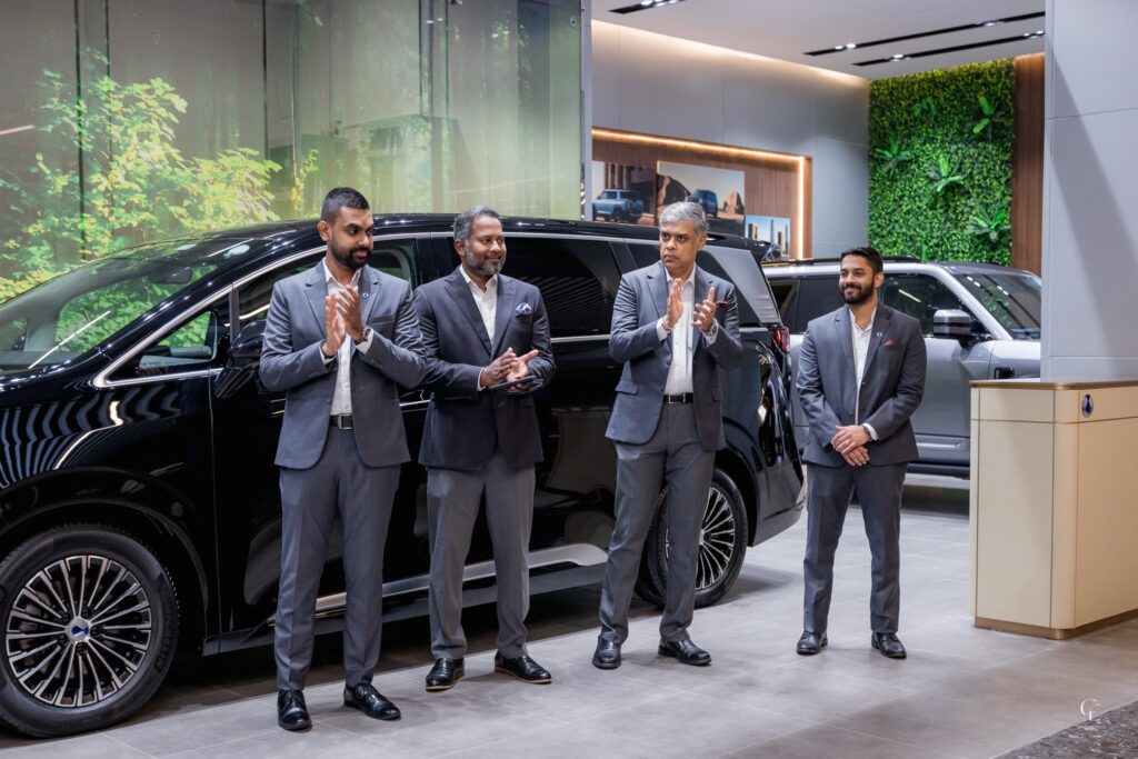 Shoppes @ City of Dreams காட்சியறை மற்றும் கொழும்பு மோட்டார் கண்காட்சியில் DENZA வாகனங்கள் அறிமுகம்