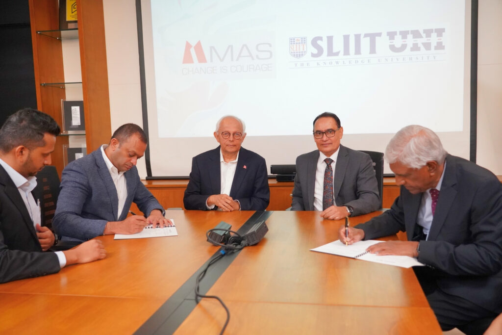 MAS මලල ක්‍රීඩා පුහුණු ඇකඩමිය මලල ක්‍රීඩක ක්‍රීඩිකාවන්ගේ අධ්‍යාපන අභිලාෂයන්ට සහාය වීමට SLIIT සමඟ අත්වැල් බැඳගනී