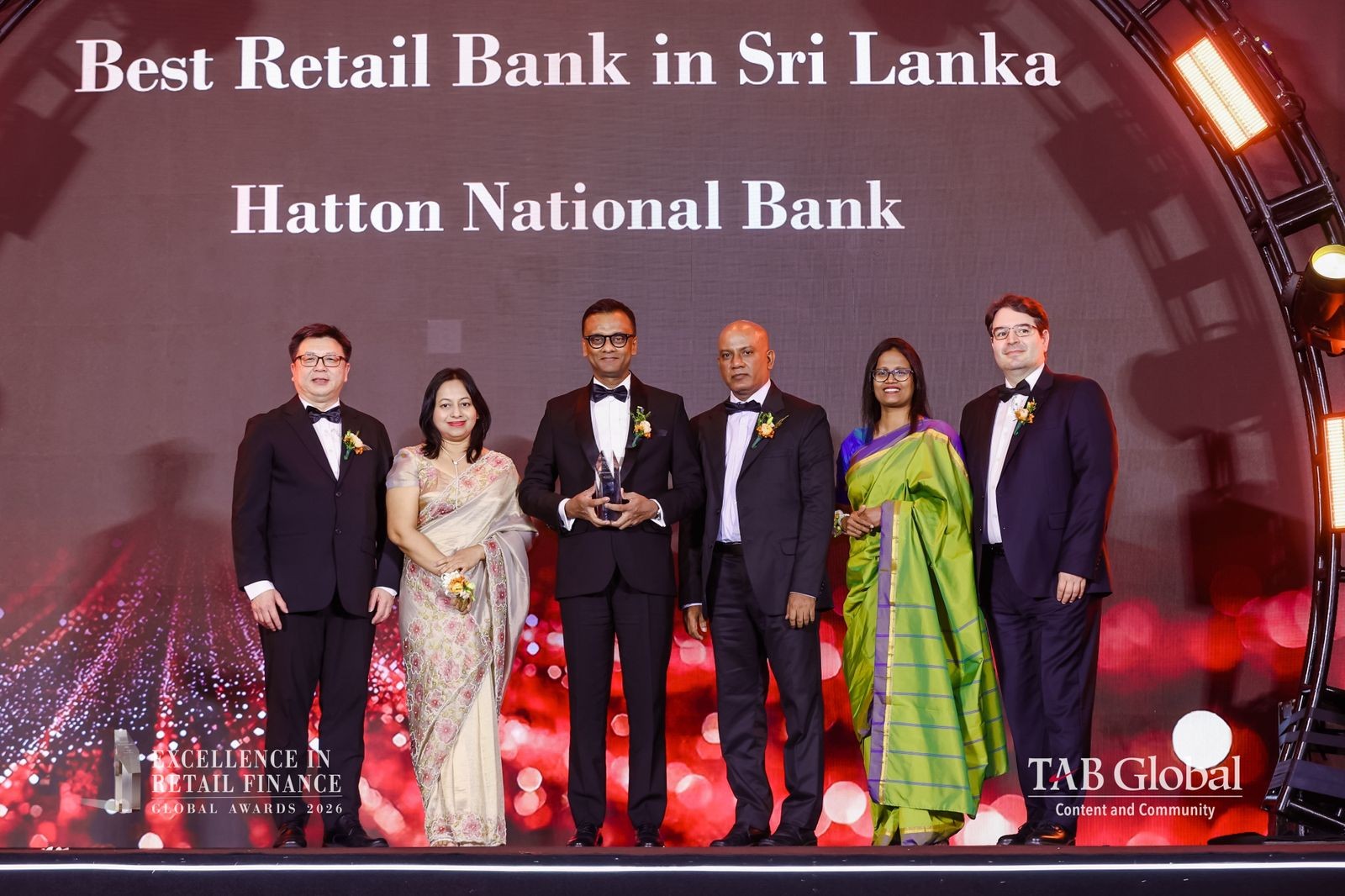 HNB 16 වැනි වරටත් ශ්‍රී ලංකාවේ විශිෂ්ටතම පාරිභෝගික සේවා බැංකුව ලෙස TAB Global Excellence in Retail Finance Awards හිදී සම්මානයට පාත්‍ර වෙයි