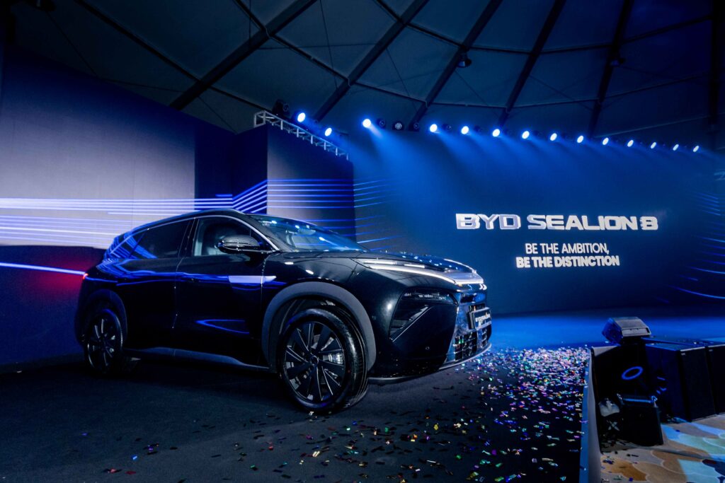 தெற்காசியாவில் முதன்முறையாக BYD-இன் ஏழு ஆசனங்களைக் கொண்ட அதிநவீன SUV ரக வாகனமான BYD SEALION 8 இலங்கையில் அறிமுகம்