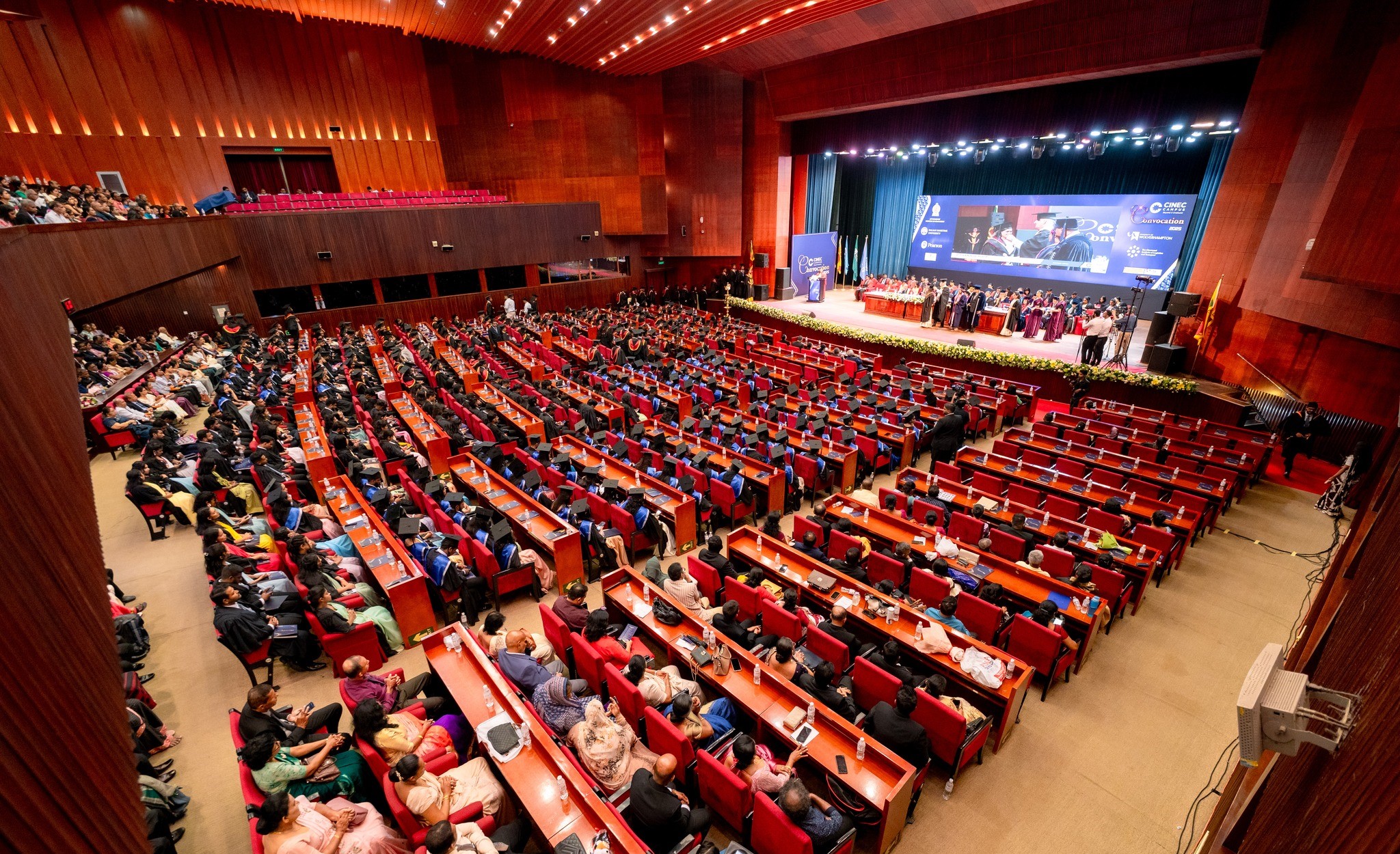 CINEC Among Largest Providers of English & Education Graduates in Sri Lanka