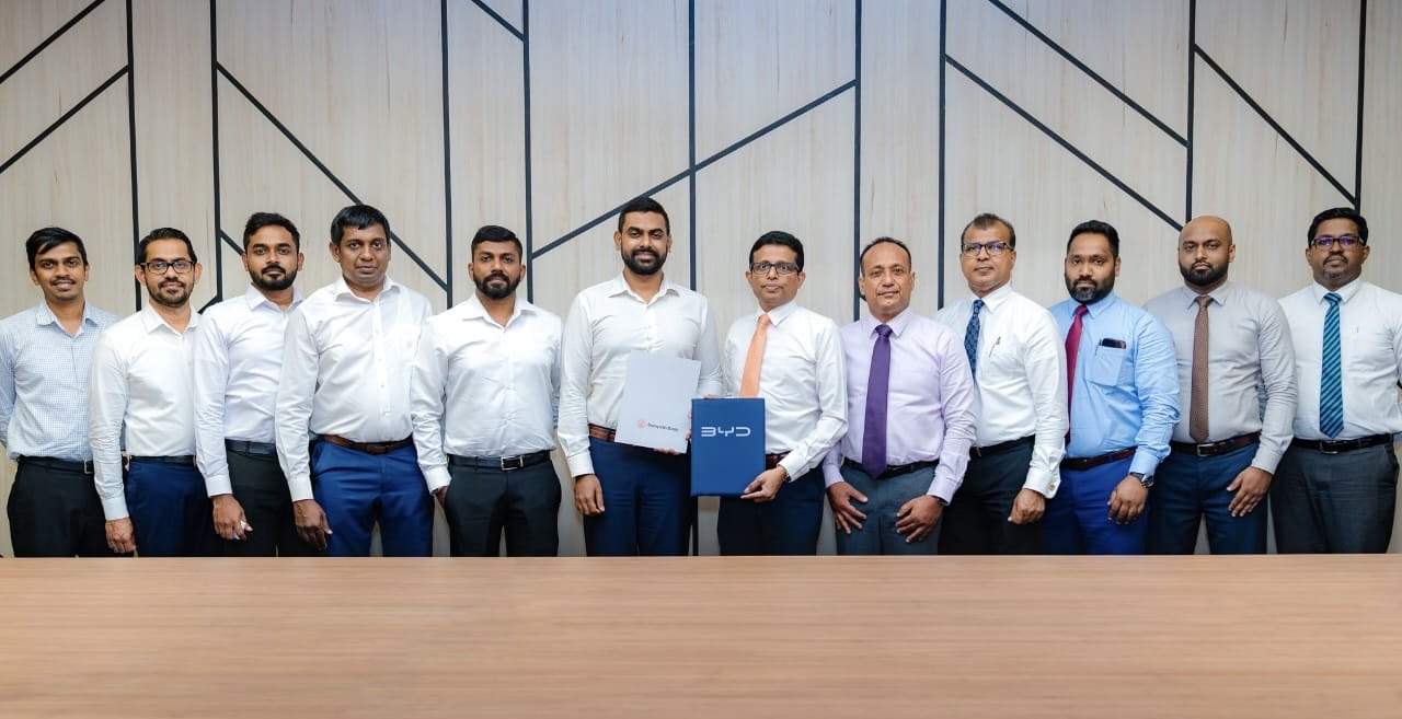 Sampath Bank and John Keells CG Auto (Pvt) Ltd Offer Preferential Rates and Insurance Financing for NEV Buyers